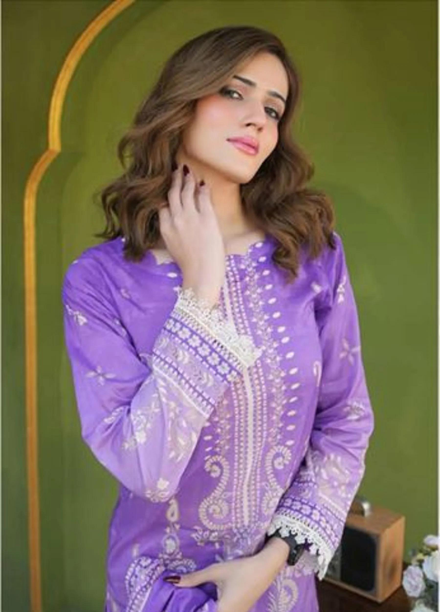 Coral By Mavi Unstitched Luxury Lawn 2026 – Volume 1 | Design 4 - Image 3