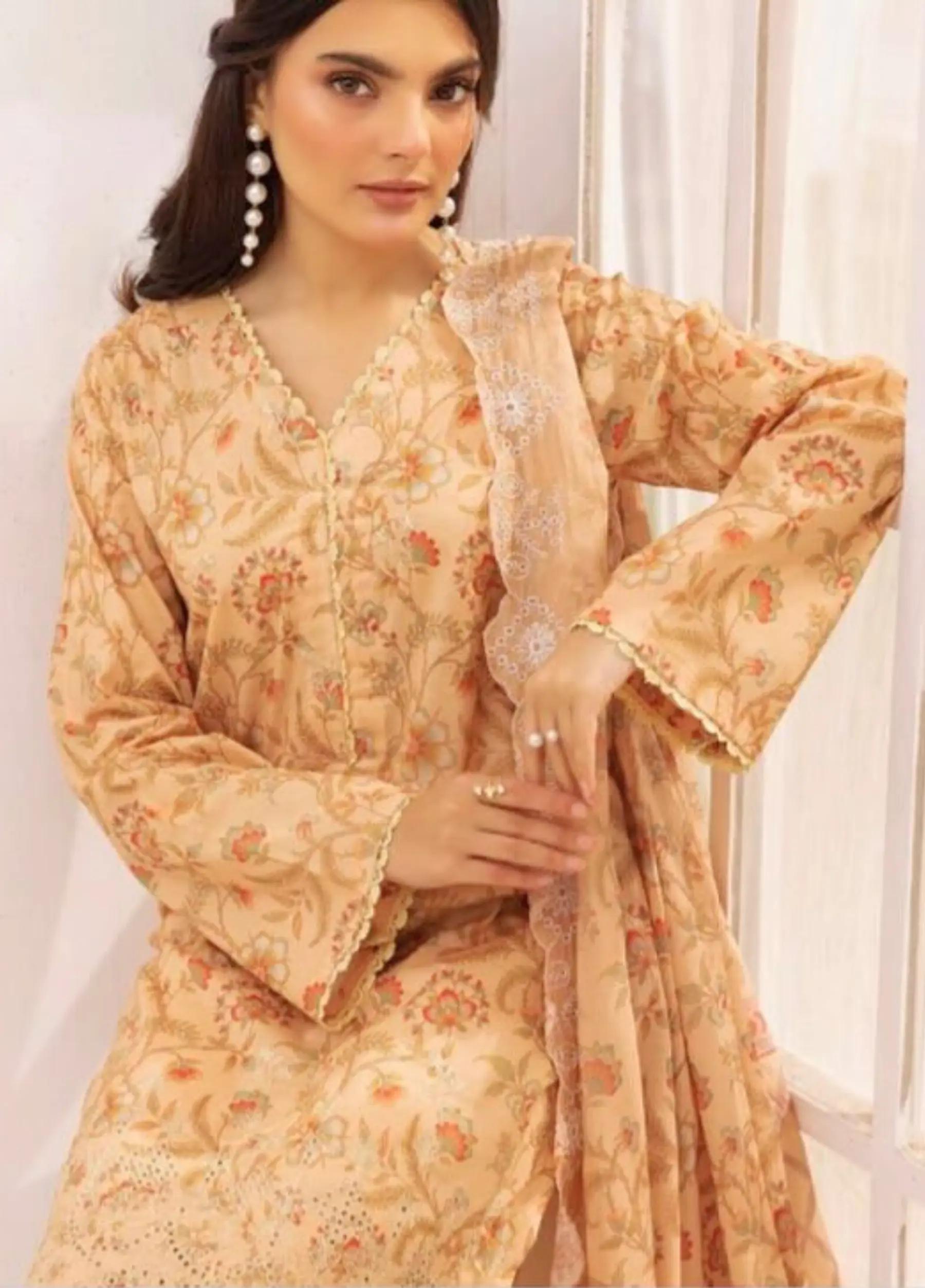 Rangreza Festive Embroidery Collection 3 Piece Suit – Article 07