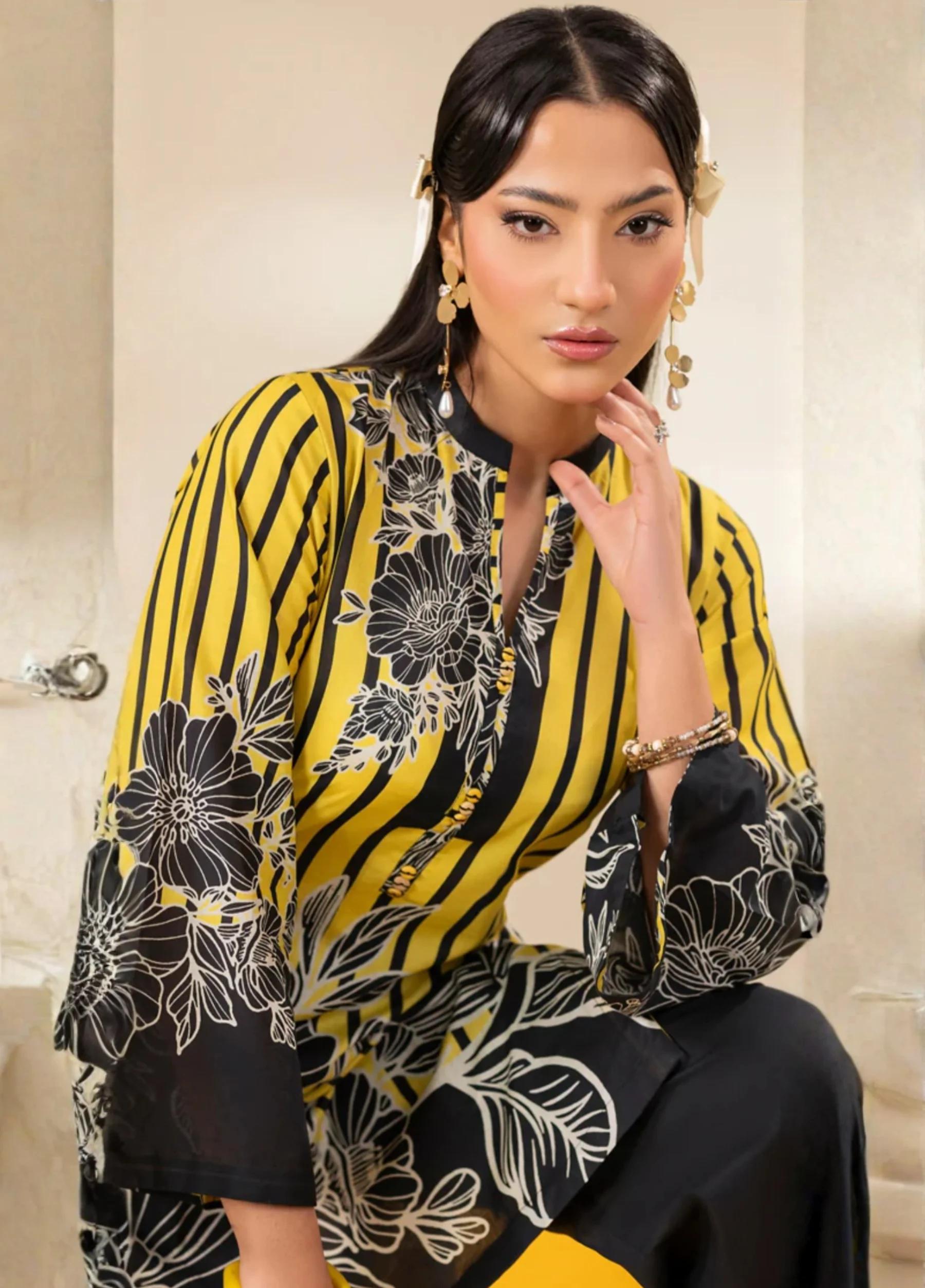 Parizad by Paltar Premium Lawn All-Over Collection Vol-05 2PC Suit – Art PA022615