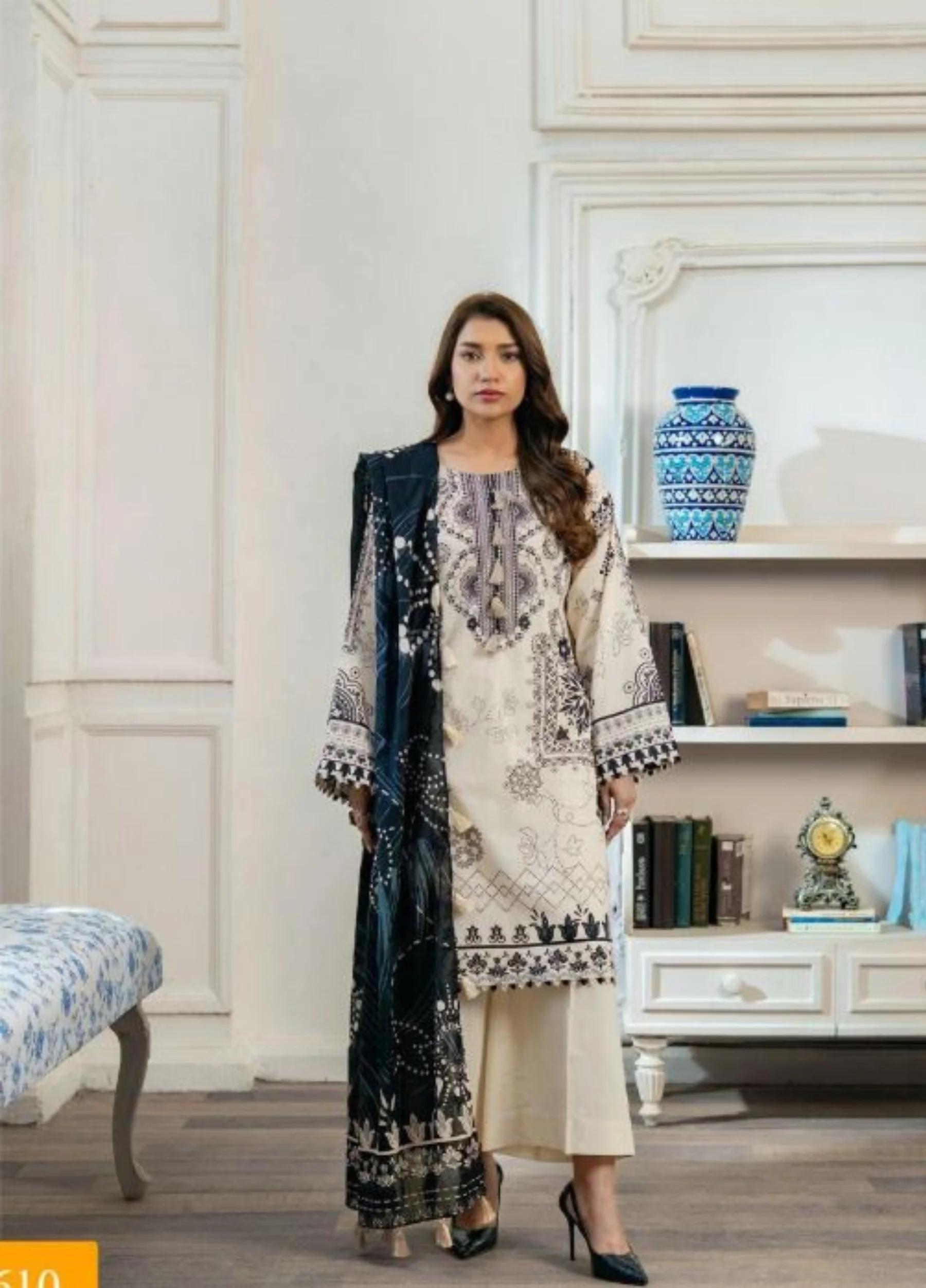Gulposh by Paltar – Luxury Lawn Collection Vol-7 | Article PF072610